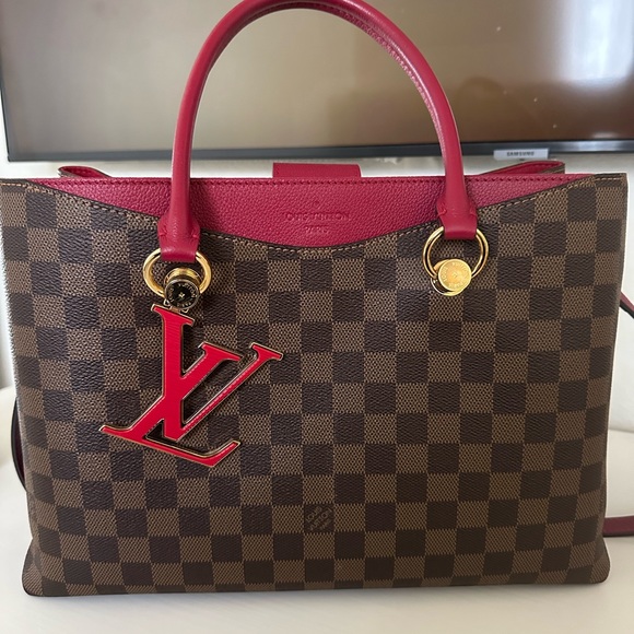 Authentic Louis Vuitton Rivers Handbag - Picture 7 of 8